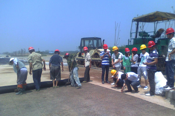 土木與環(huán)境工程學(xué)院開展水資源專用機(jī)械設(shè)備制造認(rèn)知實(shí)習(xí)活動